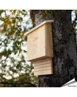 Houten Vleermuiskast met metalen dak - www.aniculis.nl
