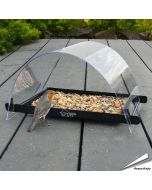 Grondvoedertafel met regenkuppel voor wilde vogels ✔️ Robuuste metalen constructie ✔️ Stevig, transparant dak ✔️ Voor merel, roodborst & Co. ➤ Bestel nu online op www.aniculis.nl