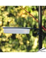 Wrap-around waterschaal voor vogelvoederstations ✔️ Compatibel met palen Ø 22mm ✔️ Gemaakt van stevig, gepoedercoat staal / polycarbonaat ✔️ Bestel direct online bij Aniculis