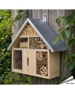 Insectenhotel met metalen dak ✔️ Voor bijen, vlinders & lieveheersbeestjes ✔️ Natuurlijke materialen ✔️ Beschermt tegen regen ➤ Ontdek nu - Aniculis