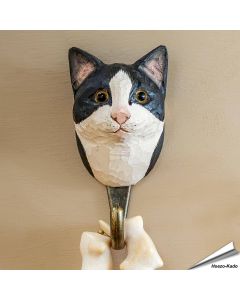 Kledinghaak van Wildlife Garden met een smokingkat ✔️ Ambachtelijk uit hout gesneden ✔️ Origineel en decoratief cadeau ➤ Bestel nu op www.aniculis.nl
