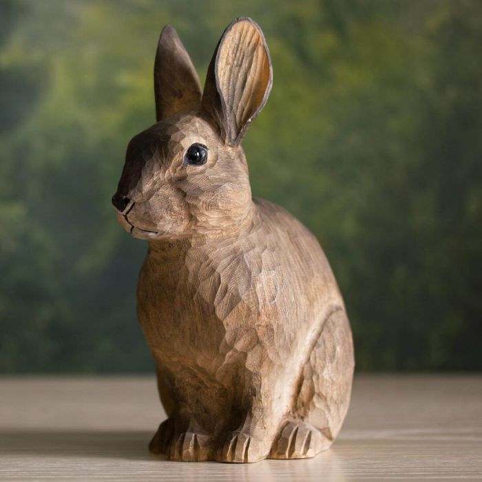 Houten konijn van Wildlife Garden – een prachtige decoratie waar het hele gezin van zal genieten! ✔️ Natuurgetrouw vormgegeven en realistisch gekleurd ➤ Bestel nu eenvoudig online bij Aniculis