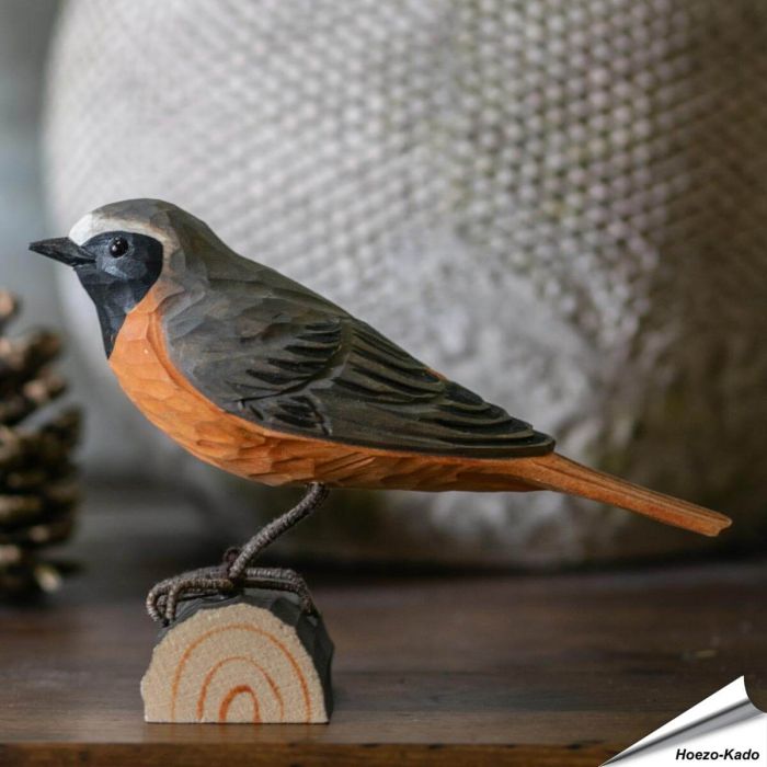 DecoBird - Gekraagde Roodstaart | Houtgesneden vogel | lindenhout