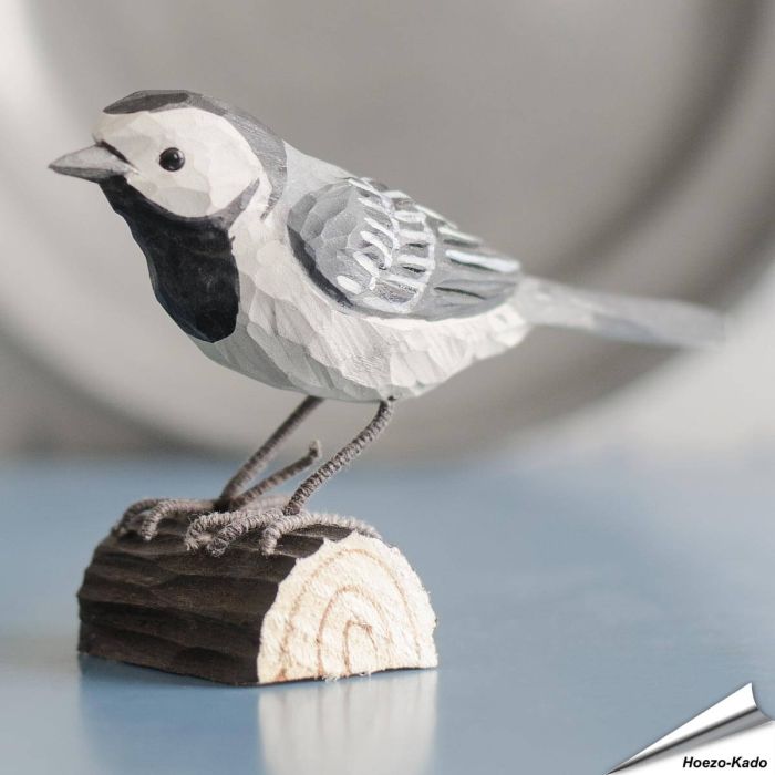 DecoBird - Witte kwikstaart | Houtgesneden vogel | lindenhout