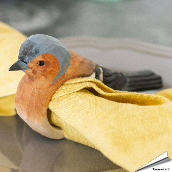Houtgesneden servetring - Vink ✔️ Breng de natuur naar je tafel ✔️ Gemaakt van duurzaam hout ✔️ Beschilderd met milieuvriendelijke verf ✔️ Bestel nu in de Aniculis Webshop